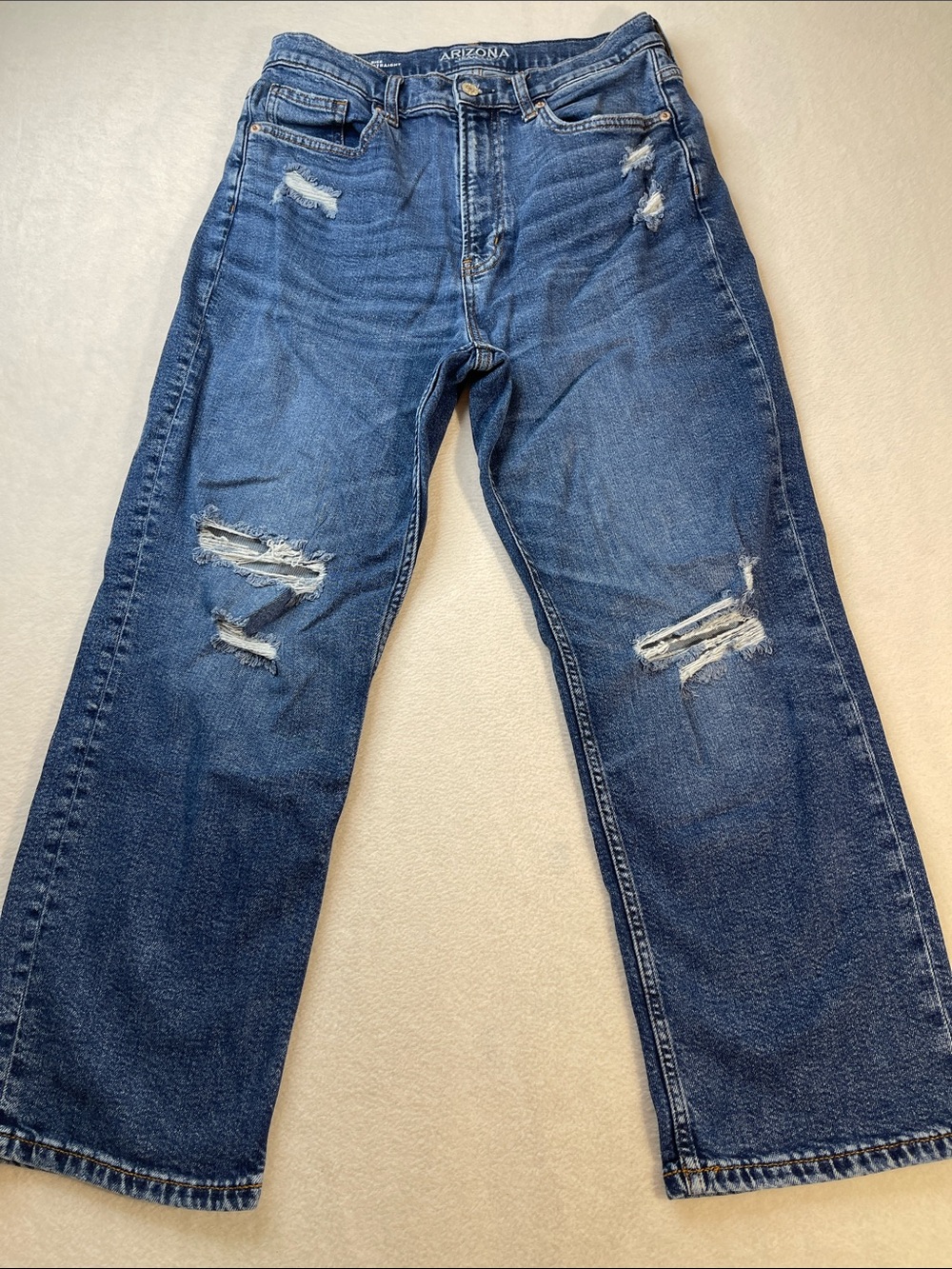 Arizona Jean Company Distressed Jeans WOMEN SIZE 10 HIGH RISE VINTAGE STRAIGHT